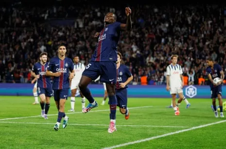 Paris Saint-Germain Overpower Atalanta while Marcus Thuram Fires to Secure Inter Win at Ajax